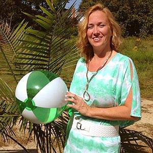 16'' Translucent Green & White Beach Balls