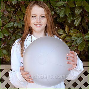 16'' White Shimmer Beach Balls