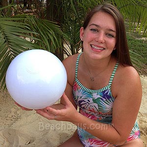 10'' Solid White Beach Balls