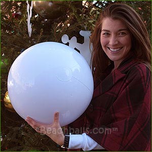 20'' Solid White Beach Balls