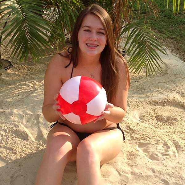12'' Red & White Beach Balls
