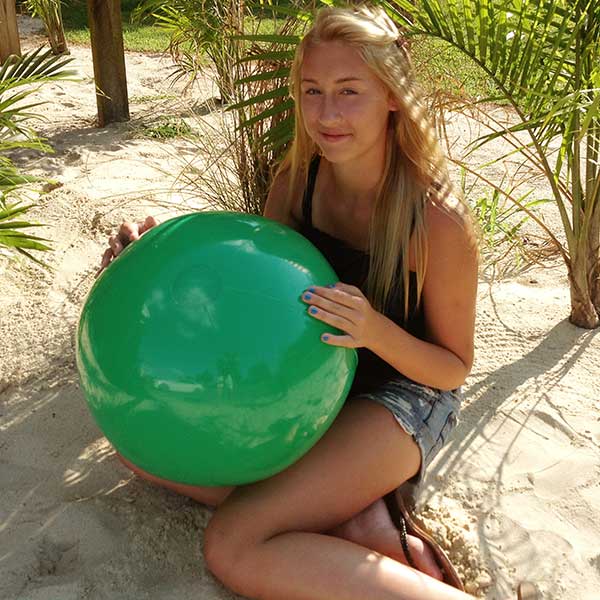 24'' Solid Green Beach Balls