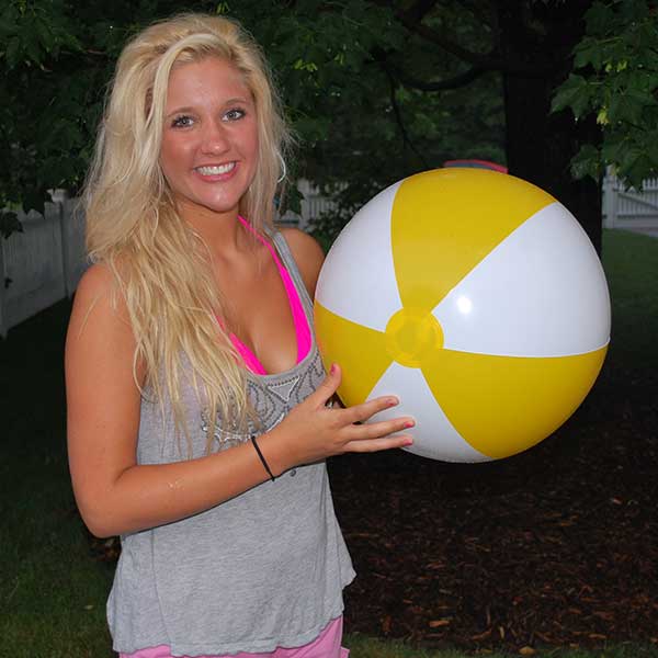 24'' Yellow & White Beach Balls